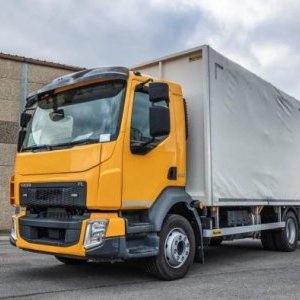 foto Volvo FL 210