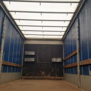 foto EUR5 Volvo 7.5m 19.5t bed lowdeck-trailer air sail FE320