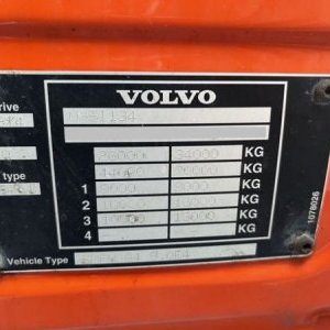 foto Volvo FM 440 6X4 + FASSI